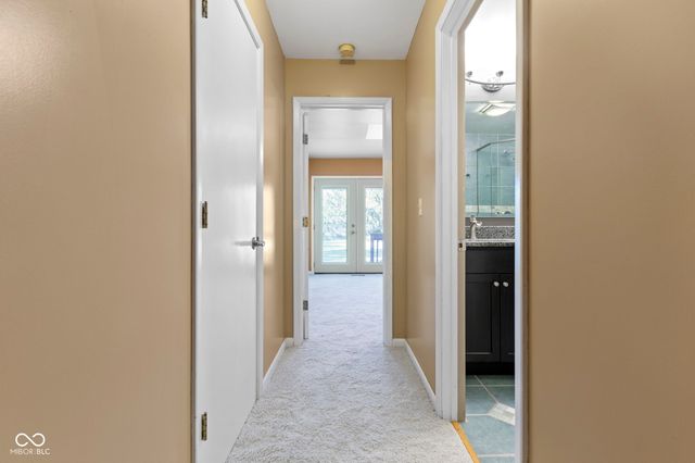 11994 Greenfield Road, Zionsville, IN 46077