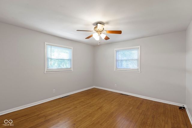 11994 Greenfield Road, Zionsville, IN 46077