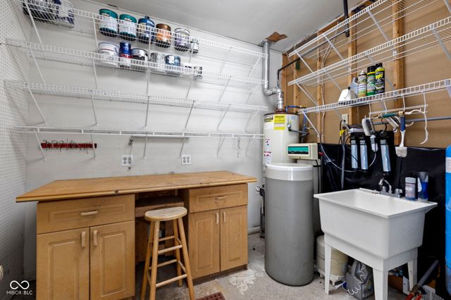 11994 Greenfield Road, Zionsville, IN 46077