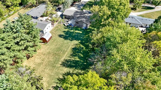 11994 Greenfield Road, Zionsville, IN 46077