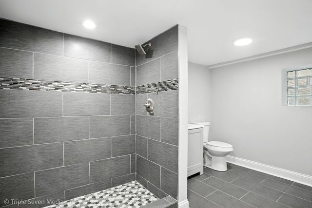 7940 S Perry Avenue, Chicago, IL 60620