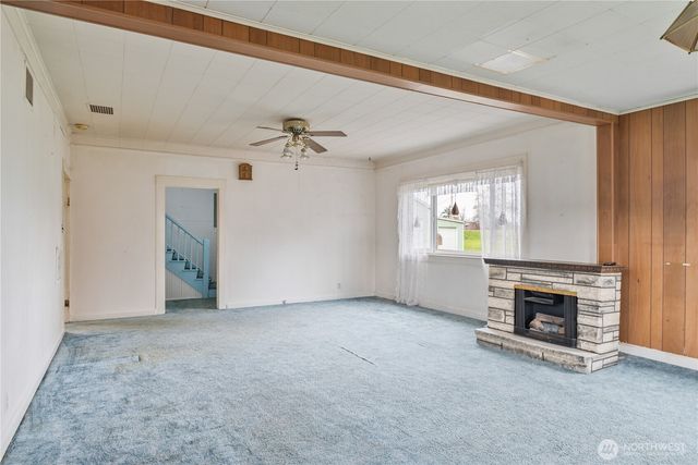 77 S Welcome Slough, Cathlamet, WA 98612