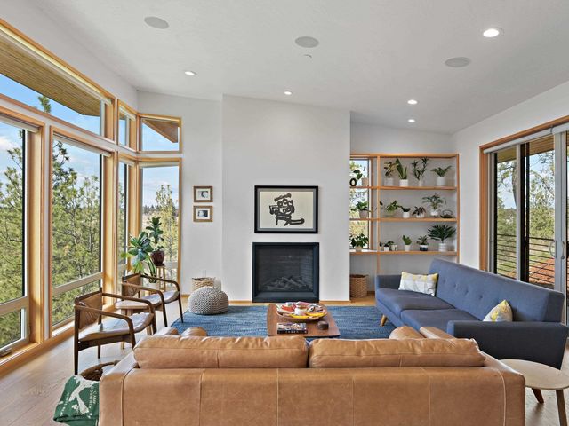 2336 W 1st Ave, Spokane, WA 99201