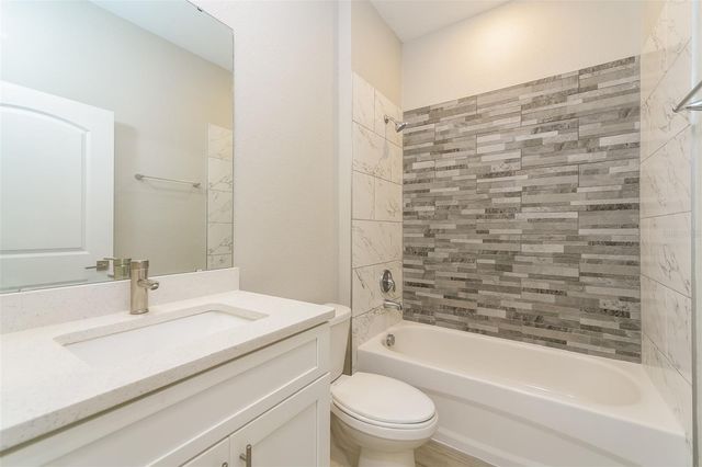 398 CAMELLIA COURT, Kissimmee, FL 34759