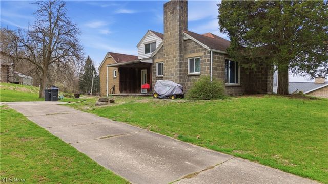 1506 21ST Street, Vienna, WV 26105