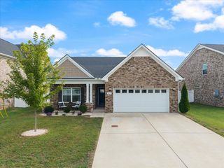 217 Thorpe Dr, Spring Hill, TN 37174