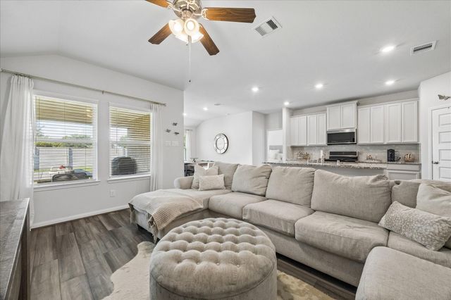 2636 Bellwick Canyon Court, Pearland, TX 77089