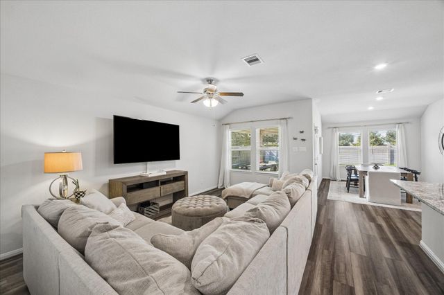 2636 Bellwick Canyon Court, Pearland, TX 77089