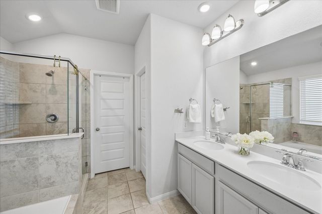2636 Bellwick Canyon Court, Pearland, TX 77089