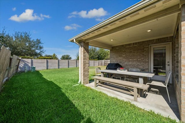 2636 Bellwick Canyon Court, Pearland, TX 77089