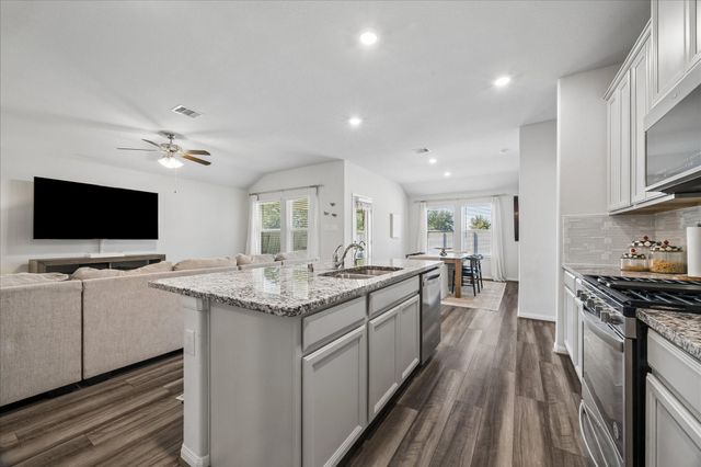 2636 Bellwick Canyon Court, Pearland, TX 77089