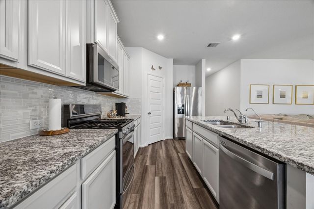 2636 Bellwick Canyon Court, Pearland, TX 77089