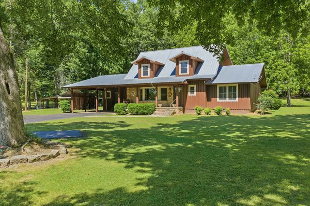 8932 Mount Carmel Rd, Decaturville, TN 38329
