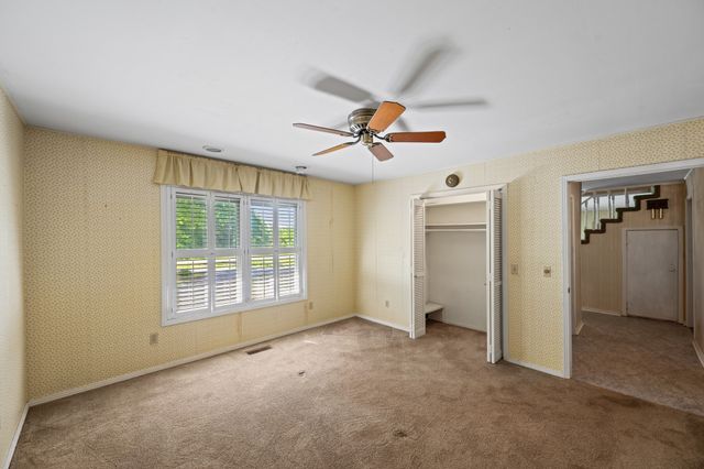 8932 Mount Carmel Rd, Decaturville, TN 38329