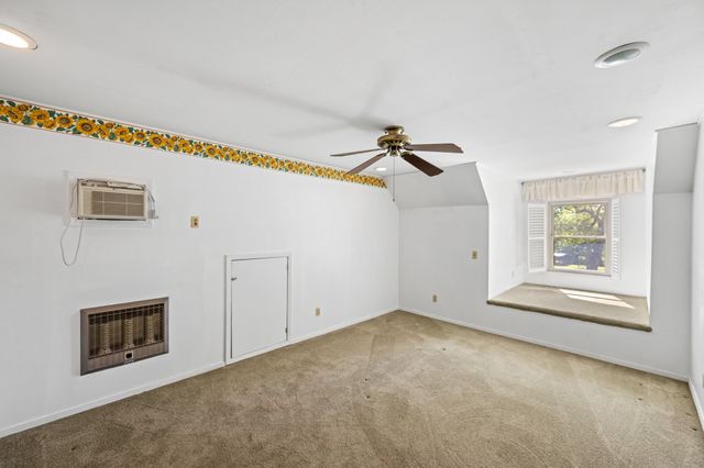 8932 Mount Carmel Rd, Decaturville, TN 38329