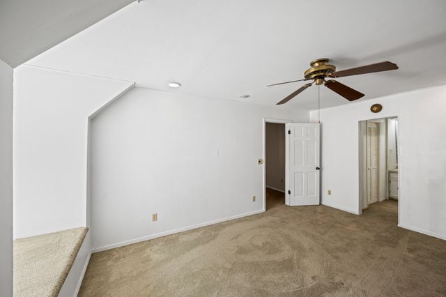 8932 Mount Carmel Rd, Decaturville, TN 38329