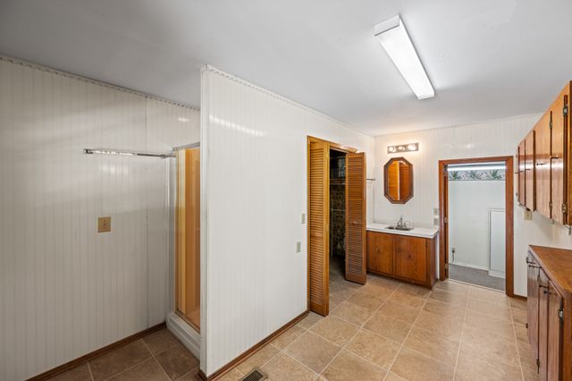 8932 Mount Carmel Rd, Decaturville, TN 38329
