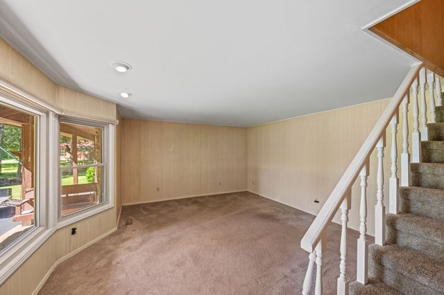 8932 Mount Carmel Rd, Decaturville, TN 38329