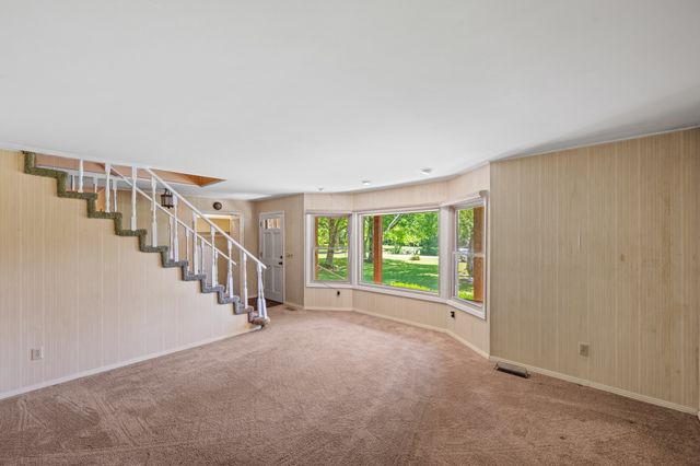 8932 Mount Carmel Rd, Decaturville, TN 38329