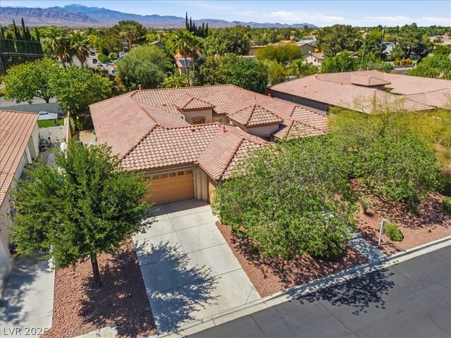 7301 Mount Kearsarge Street, Las Vegas, NV 89131