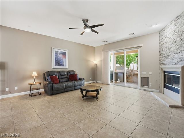 7301 Mount Kearsarge Street, Las Vegas, NV 89131