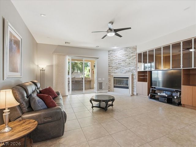 7301 Mount Kearsarge Street, Las Vegas, NV 89131