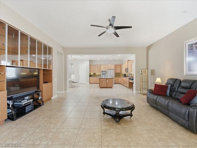 7301 Mount Kearsarge Street, Las Vegas, NV 89131