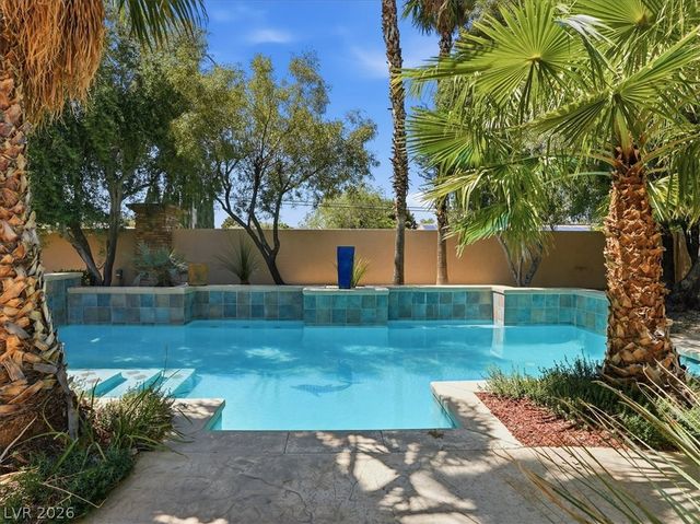 7301 Mount Kearsarge Street, Las Vegas, NV 89131