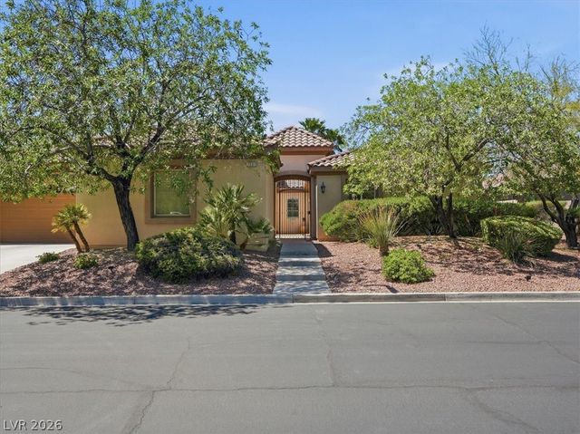 7301 Mount Kearsarge Street, Las Vegas, NV 89131