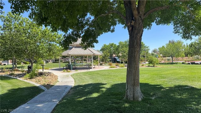 7301 Mount Kearsarge Street, Las Vegas, NV 89131
