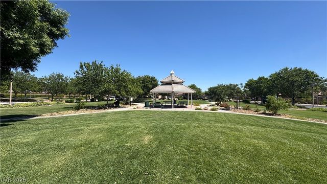 7301 Mount Kearsarge Street, Las Vegas, NV 89131