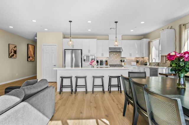 1359 Chaparral Dr, San Marcos, CA 92069