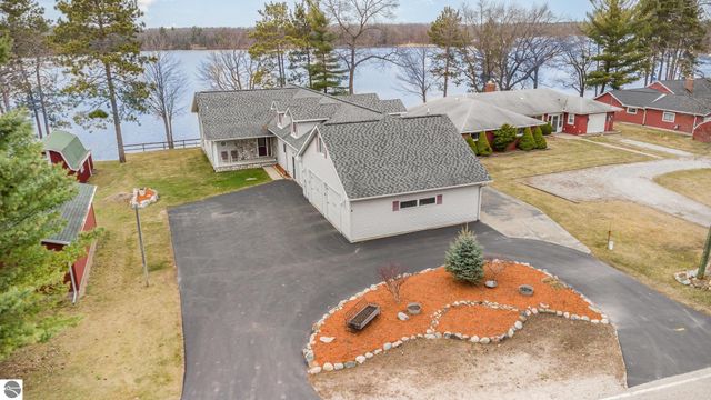 2001 Indian Lake Road, National City, MI 48748