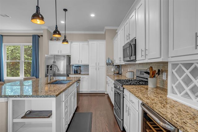 8905 Wind Springs Drive, Houston, TX 77080