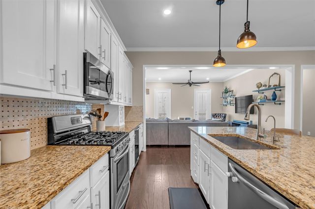 8905 Wind Springs Drive, Houston, TX 77080