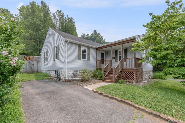 22 Petit Avenue, Kingston, NY 12401