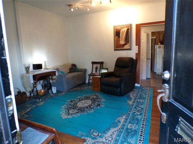 418 E Elm Street, Gillespie, IL 62033