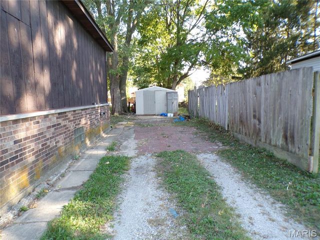 418 E Elm Street, Gillespie, IL 62033