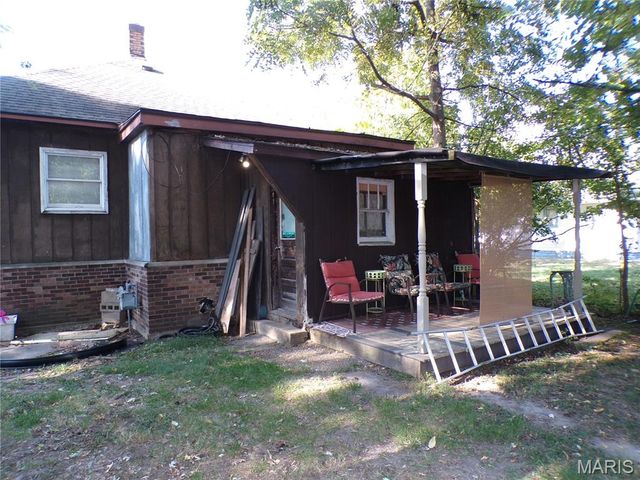 418 E Elm Street, Gillespie, IL 62033