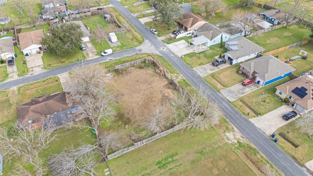 0 19th, Texas City, TX 77590