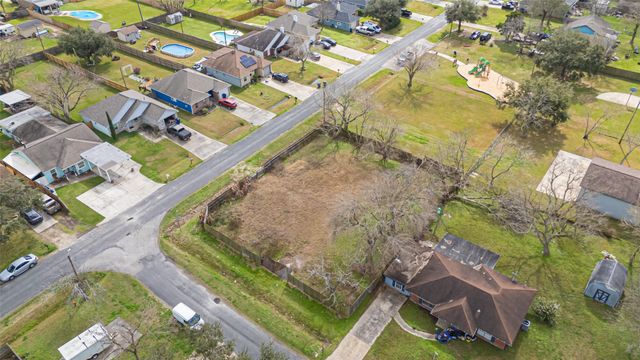 0 19th, Texas City, TX 77590