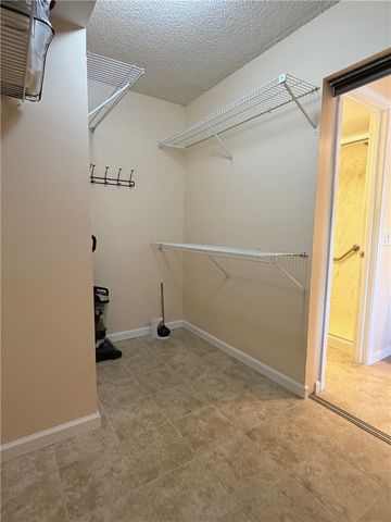 39 Plantation Drive 101, Vero Beach, FL 32966