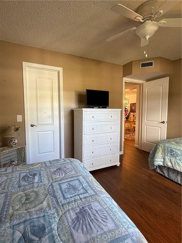39 Plantation Drive 101, Vero Beach, FL 32966