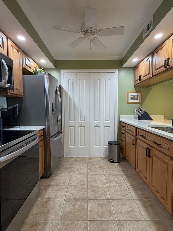 39 Plantation Drive 101, Vero Beach, FL 32966