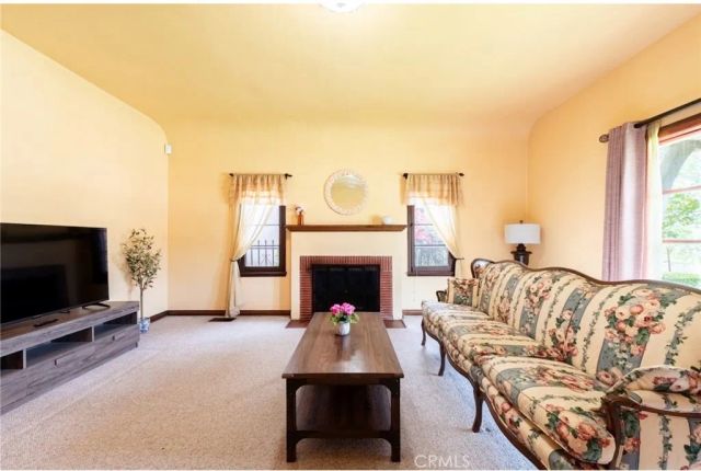 424 W 11th, Azusa, CA 91702
