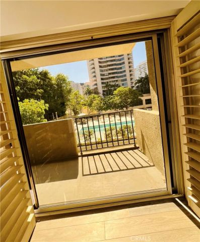 10450 Wilshire 2A, Los Angeles, CA 90024
