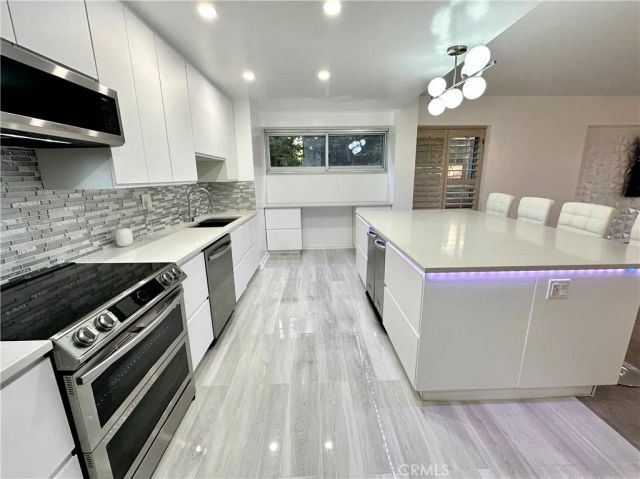 10450 Wilshire 2A, Los Angeles, CA 90024