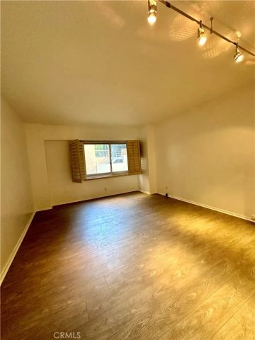 10450 Wilshire 2A, Los Angeles, CA 90024
