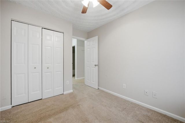 8 Saxony PL, Hampton, VA 23669