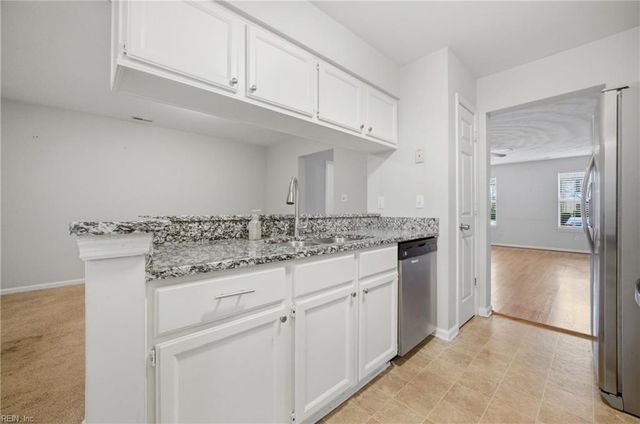 8 Saxony PL, Hampton, VA 23669